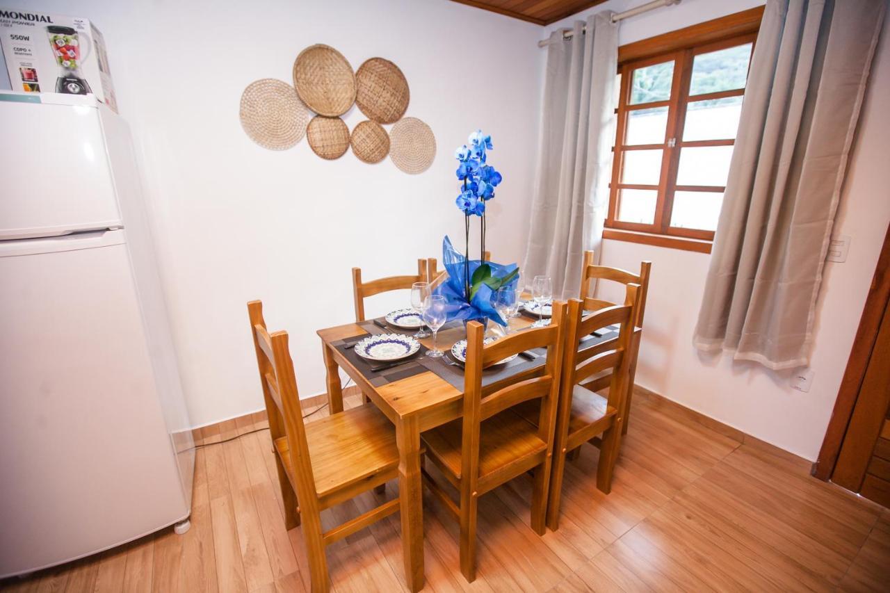 Estaleiro Com Charme - Ar, Churras E Pet Friendly Balneario Camboriu Exterior photo